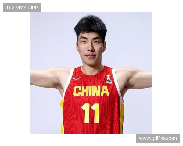 浙江男篮中锋余嘉豪转投西甲联赛为何去年被拒今年顺利成行